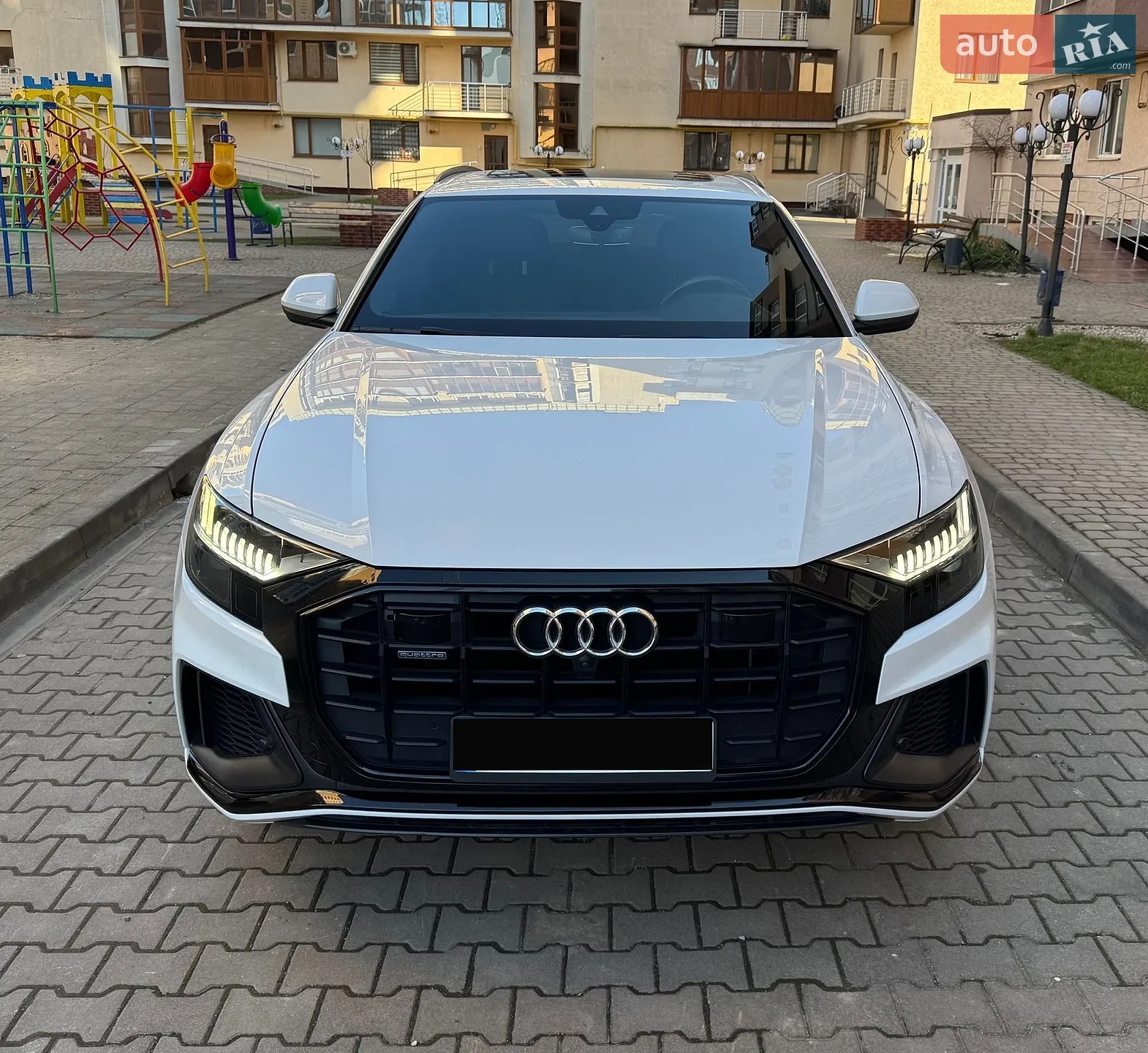 2018 Audi Q8 - мініатюра 3