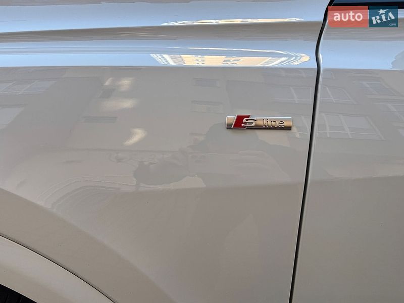 Внедорожник / Кроссовер Audi Q8 2018 в Черновцах фото 16 Внедорожник / Кроссовер Audi Q8 2018 в Черновцах