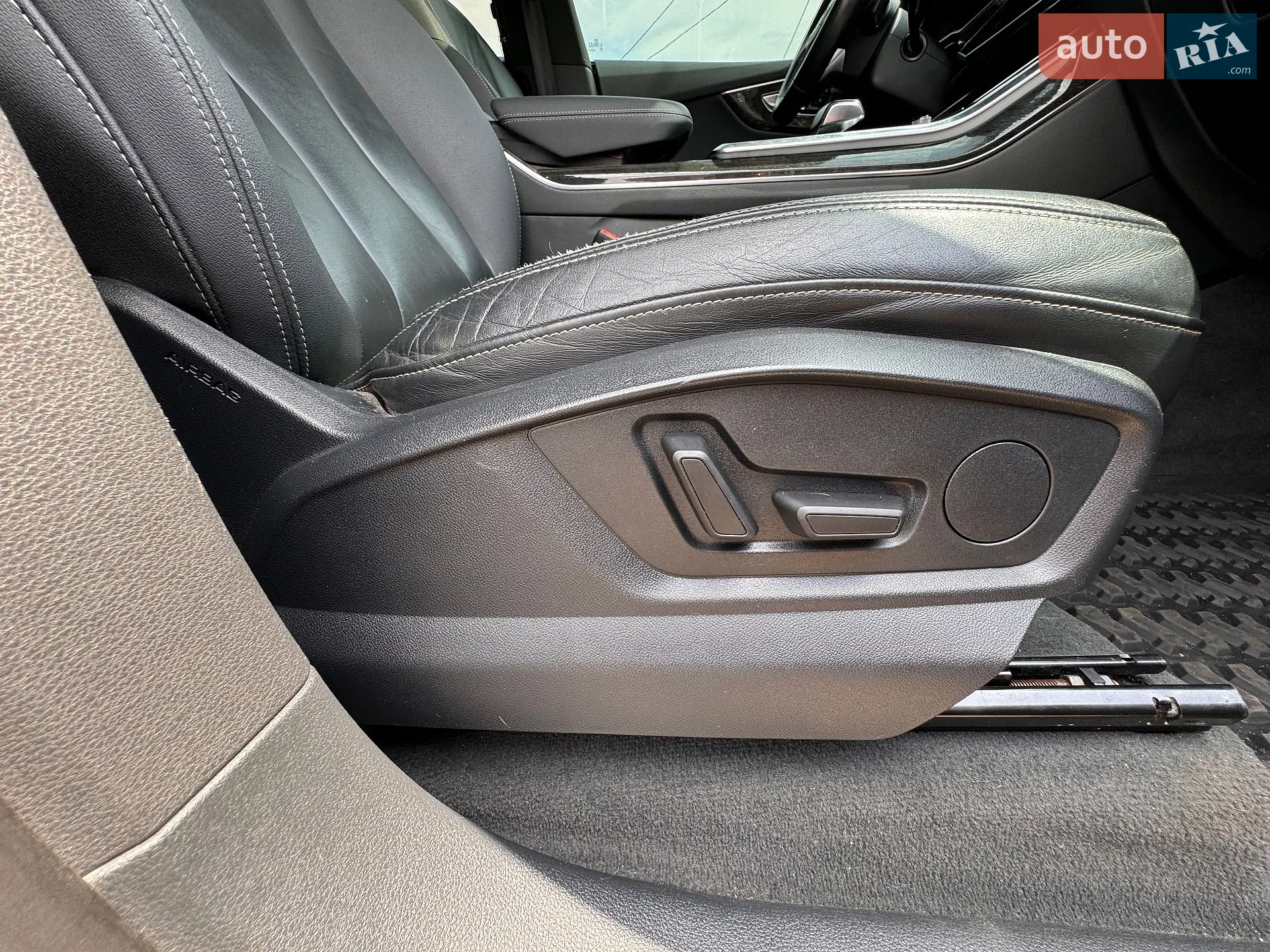 2018 Audi Q8 - мініатюра 12