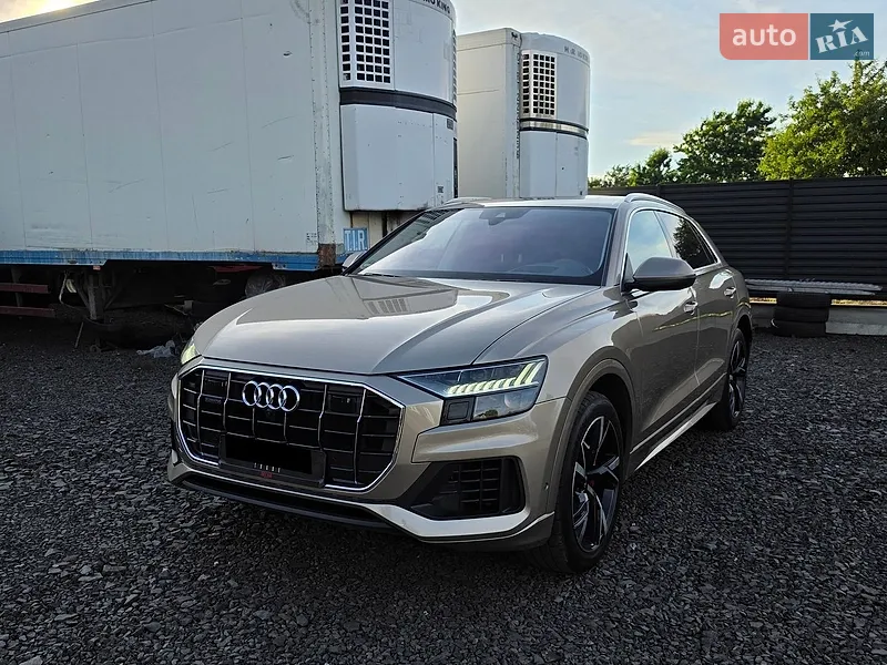 Audi Q8