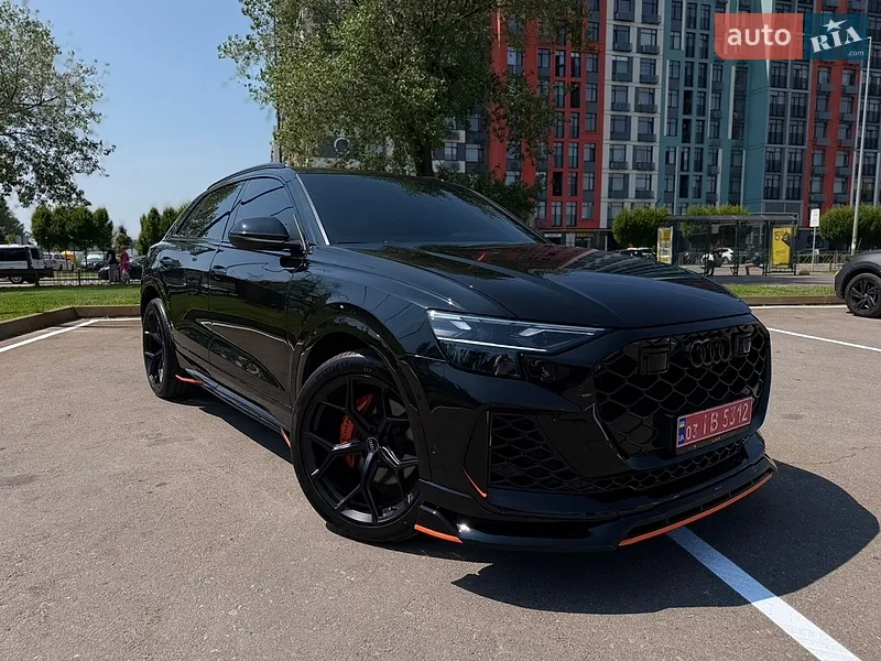 Audi Q8