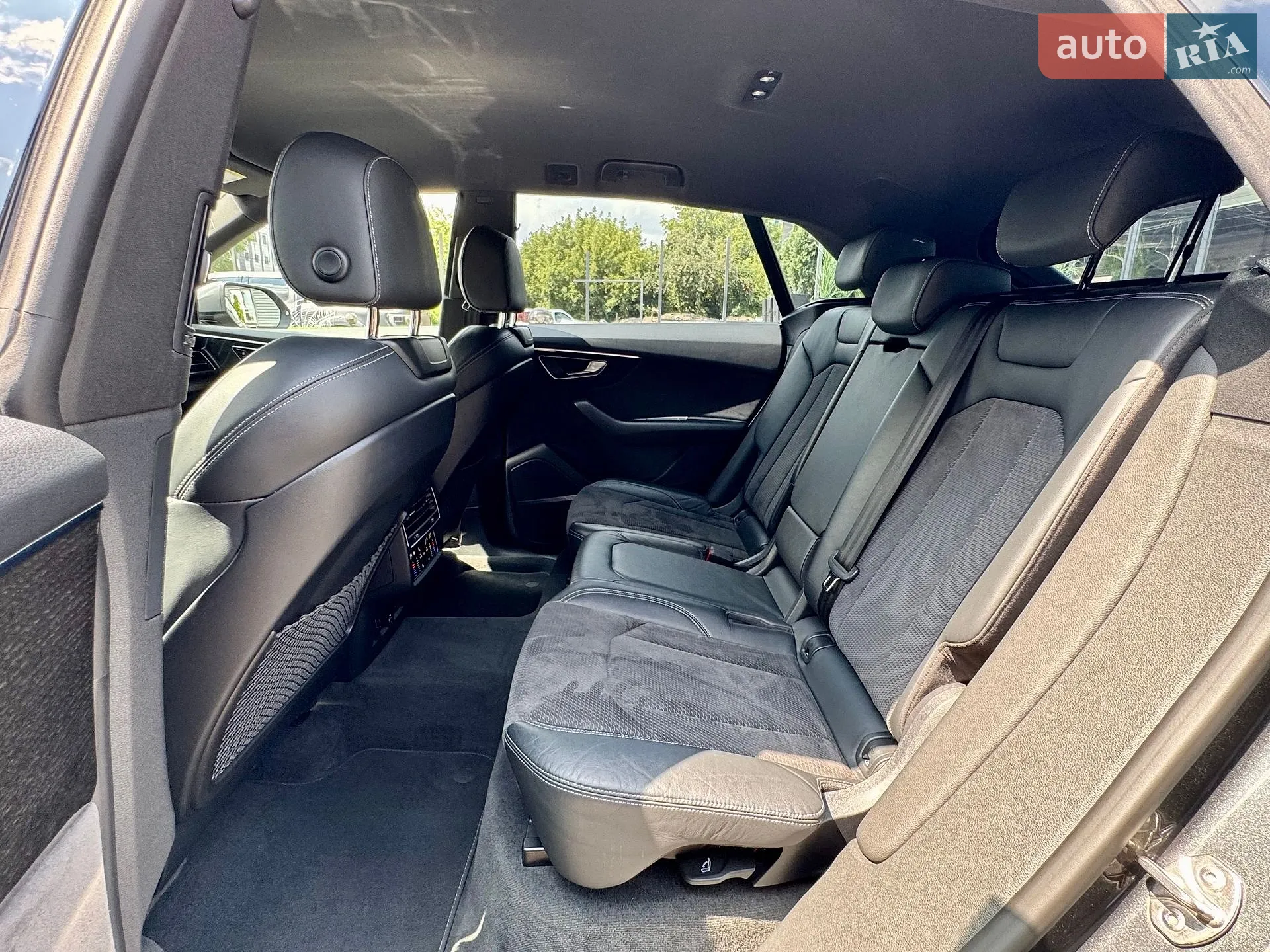 2018 Audi Q8 - мініатюра 15