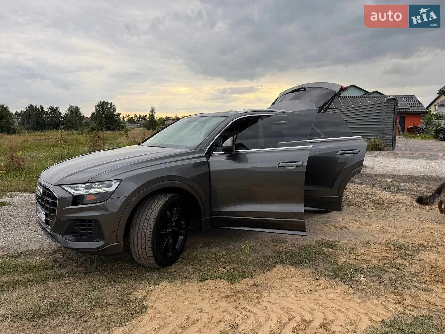 2018 Audi Q8 - мініатюра 3