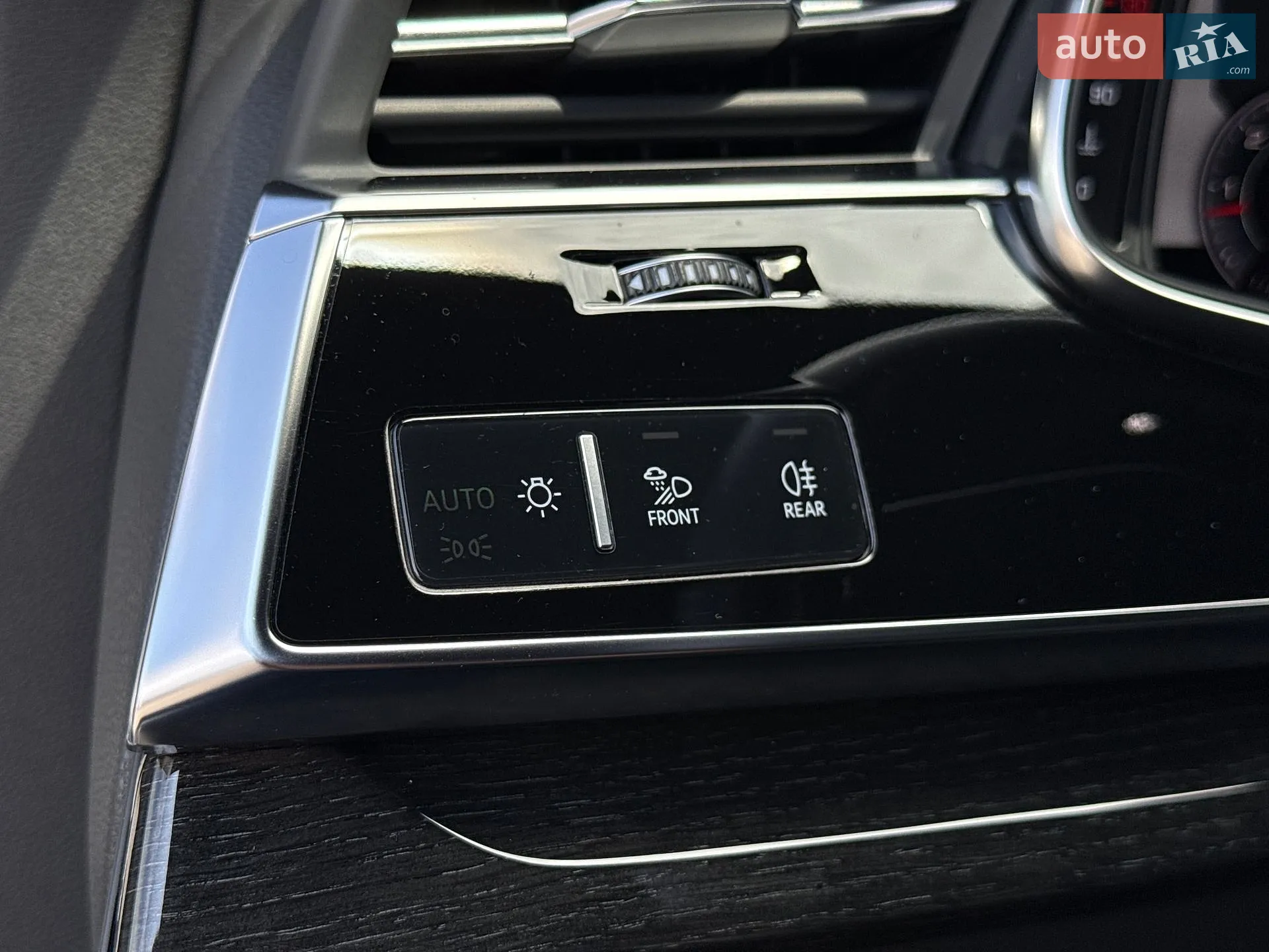 2019 Audi Q8 - мініатюра 45