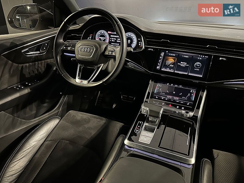 Позашляховик / Кросовер Audi Q8 2020 в Одесі