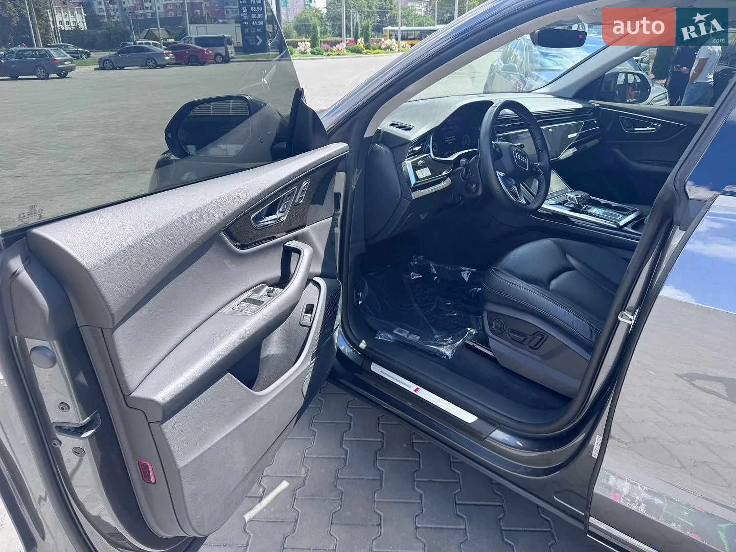 2020 Audi Q8 - мініатюра 32