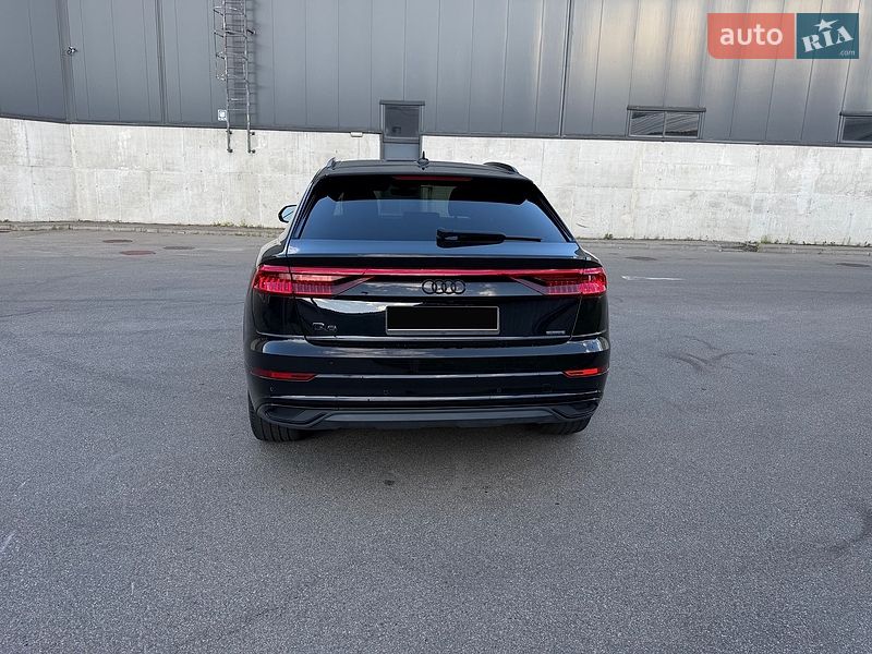 Позашляховик / Кросовер Audi Q8 2023 в Києві