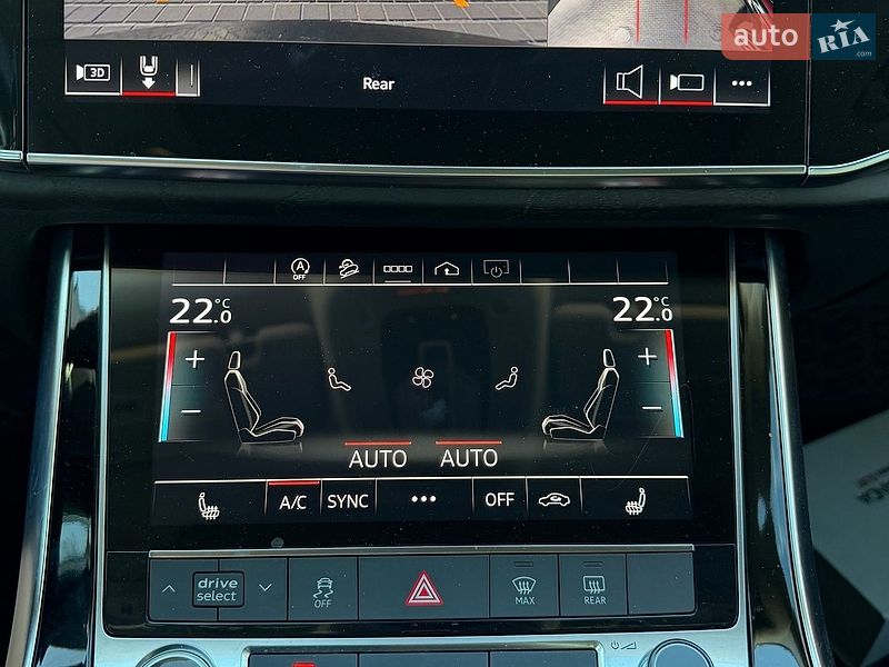 Позашляховик / Кросовер Audi Q8 2023 в Києві