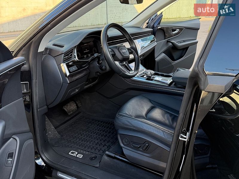 Позашляховик / Кросовер Audi Q8 2023 в Києві