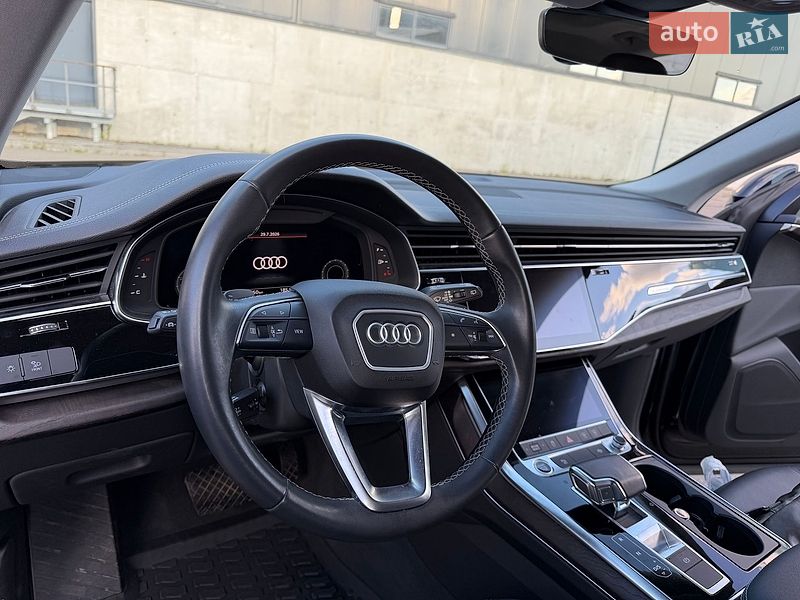 Позашляховик / Кросовер Audi Q8 2023 в Києві