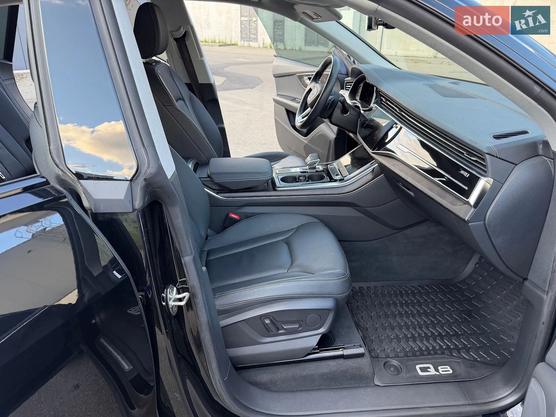 2023 Audi Q8 - мініатюра 27