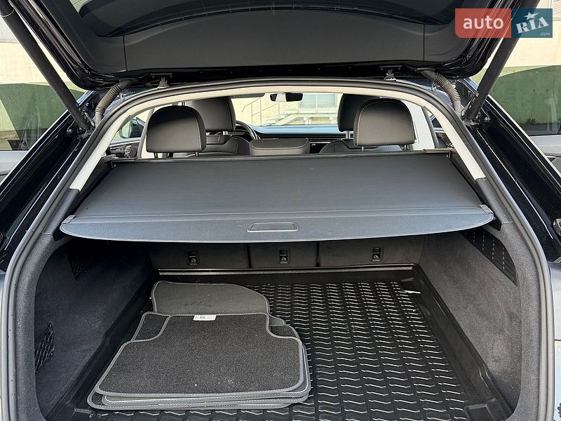 Позашляховик / Кросовер Audi Q8 2023 в Києві