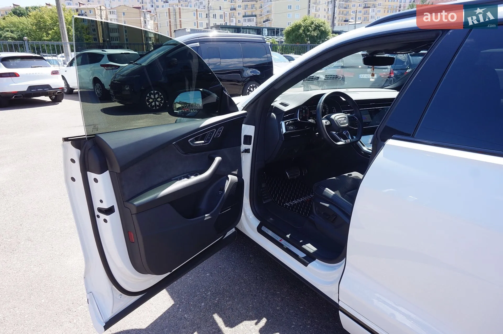 2021 Audi Q8 - мініатюра 17