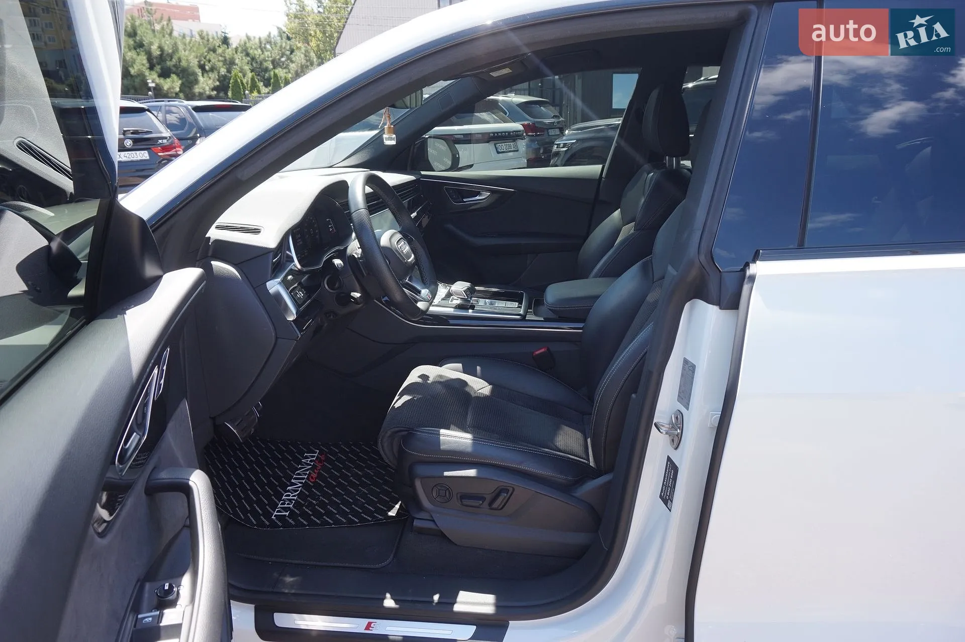 2021 Audi Q8 - мініатюра 23