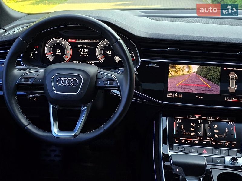 Внедорожник / Кроссовер Audi Q8 2018 в Черновцах