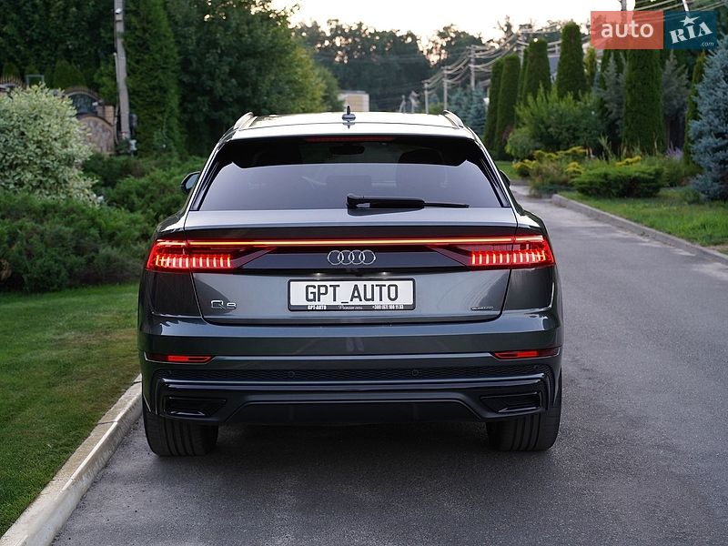 Внедорожник / Кроссовер Audi Q8 2019 в Киеве