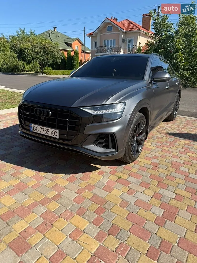 2020 Audi Q8 - фото 1