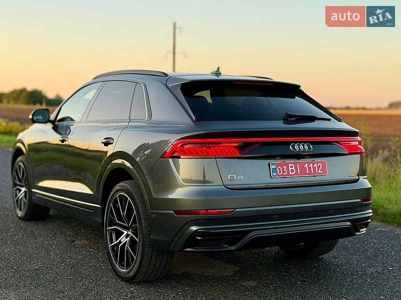 Внедорожник / Кроссовер Audi Q8 2020 в Киеве
