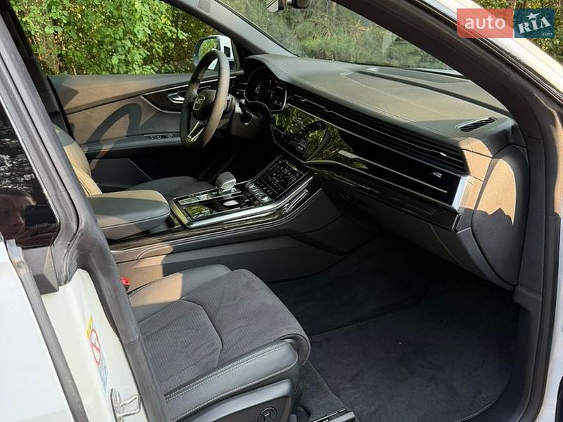 Позашляховик / Кросовер Audi Q8 2024 в Славуті фото 32 Позашляховик / Кросовер Audi Q8 2024 в Славуті