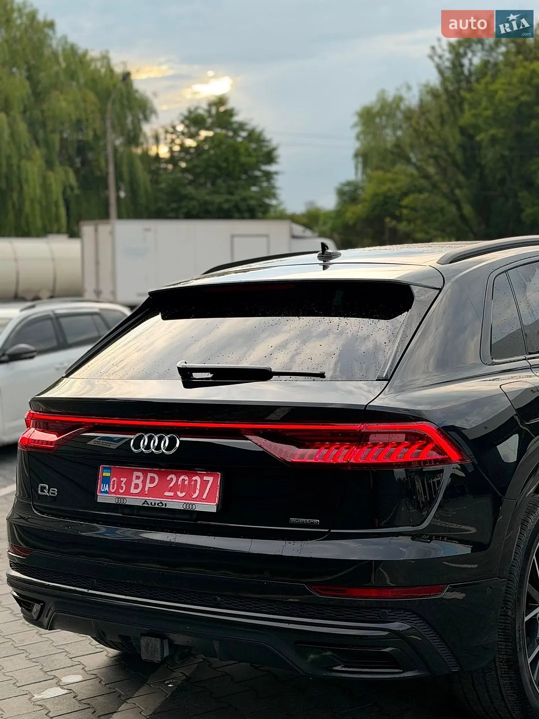 2019 Audi Q8 - мініатюра 2