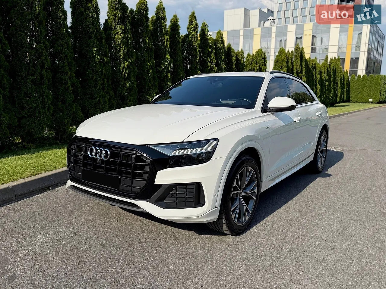 2020 Audi Q8 - мініатюра 16