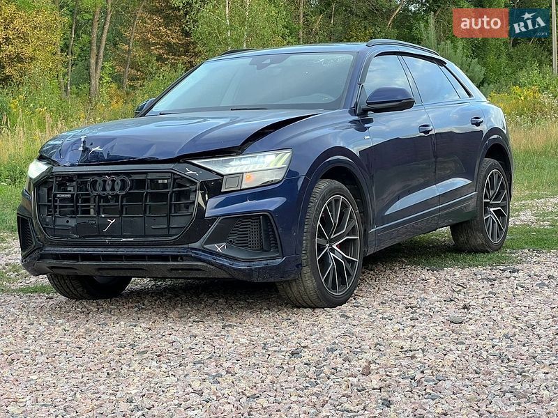 Audi Q8, фото з оголошення