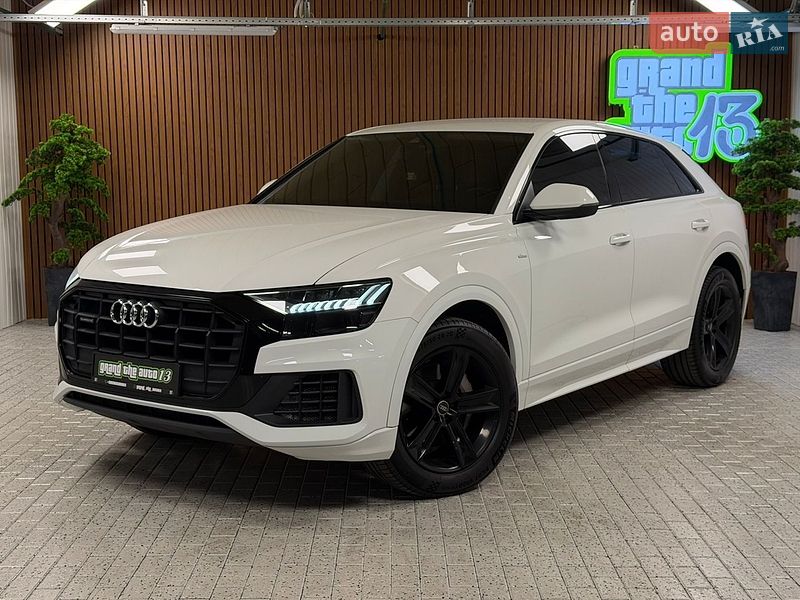 Позашляховик / Кросовер Audi Q8 2020 в Києві фото 2 Позашляховик / Кросовер Audi Q8 2020 в Києві
