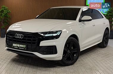 Позашляховик / Кросовер Audi Q8 2020 в Києві фото 4 Позашляховик / Кросовер Audi Q8 2020 в Києві