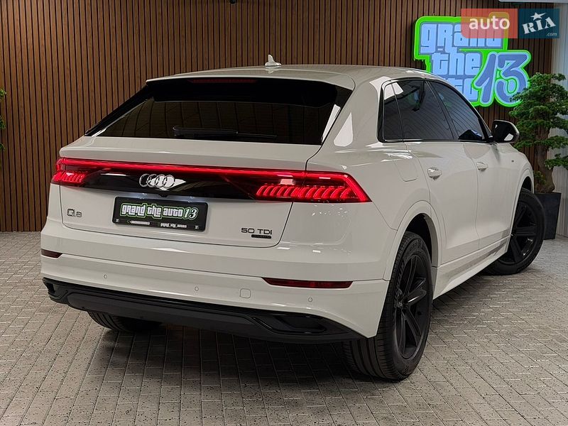 Позашляховик / Кросовер Audi Q8 2020 в Києві фото 49 Позашляховик / Кросовер Audi Q8 2020 в Києві