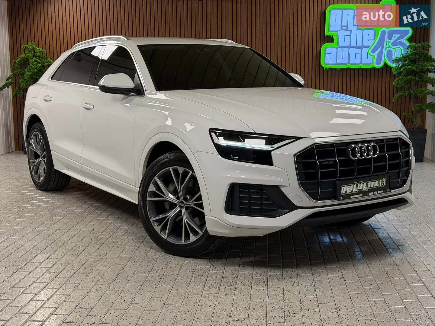2020 Audi Q8 - мініатюра 4