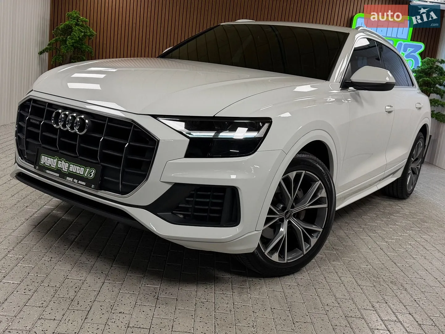 2020 Audi Q8 - мініатюра 10