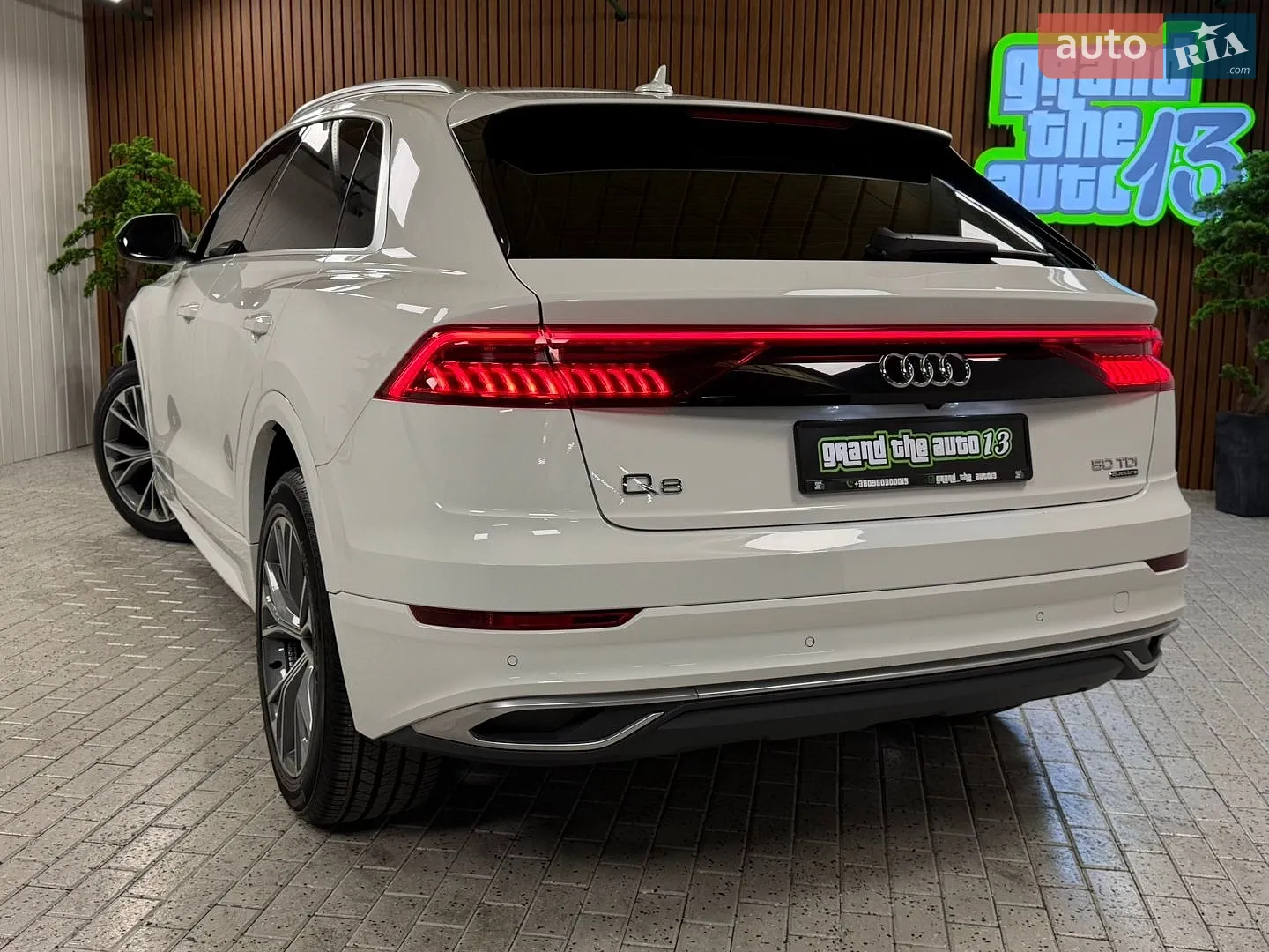 2020 Audi Q8 - мініатюра 22