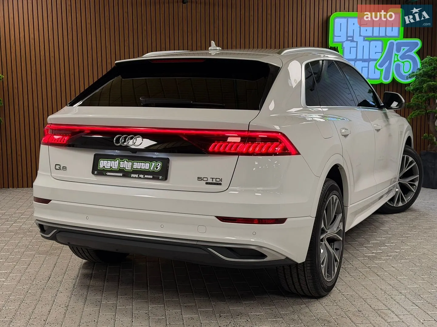 2020 Audi Q8 - мініатюра 27
