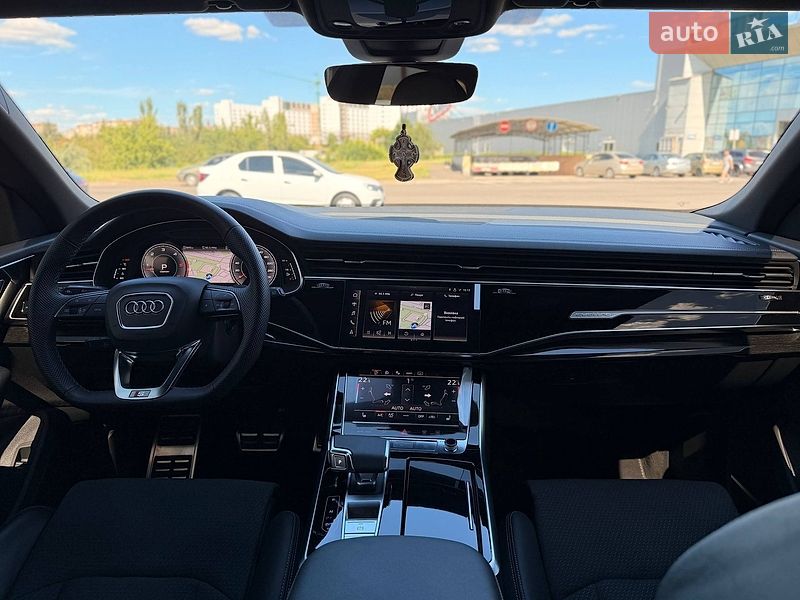 Внедорожник / Кроссовер Audi Q8 2025 в Кривом Роге