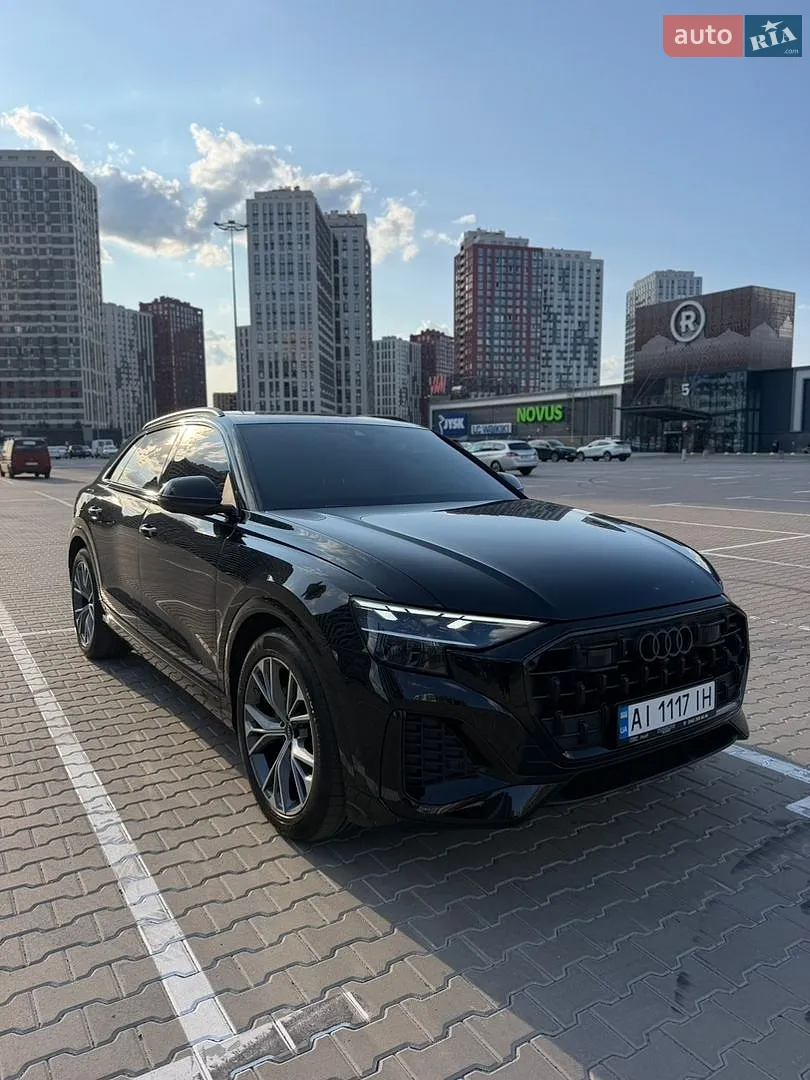 2025 Audi Q8 - фото 1