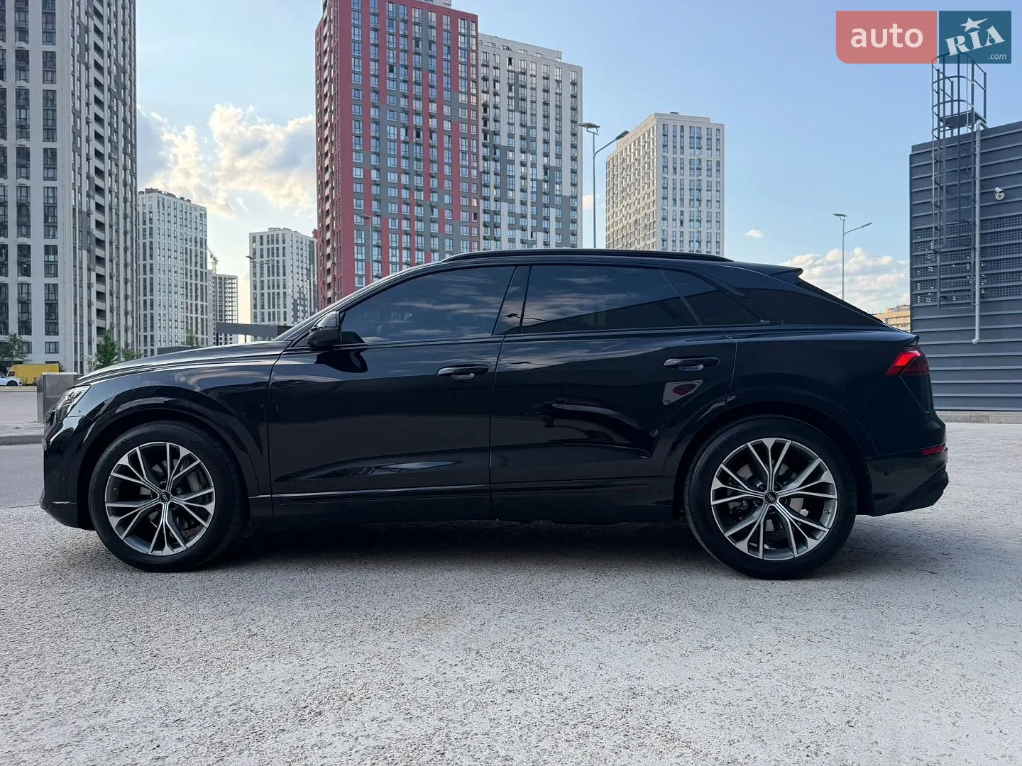 2025 Audi Q8 - мініатюра 21