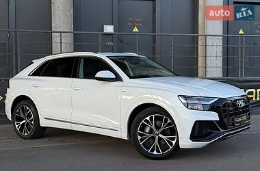 Позашляховик / Кросовер Audi Q8 2022 в Києві