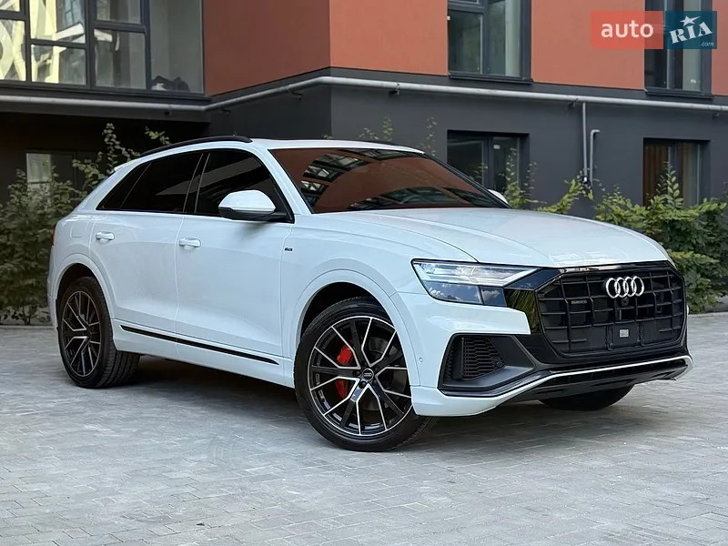 Audi Q8
