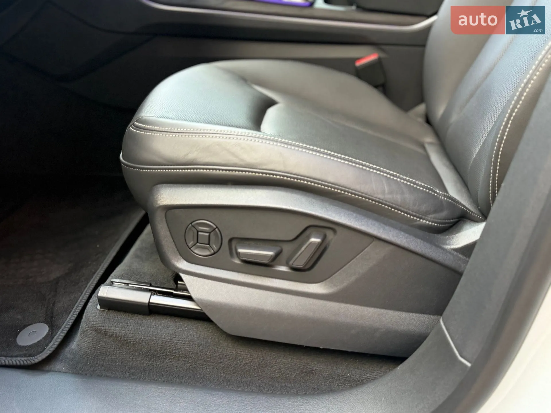 2022 Audi Q8 - мініатюра 18