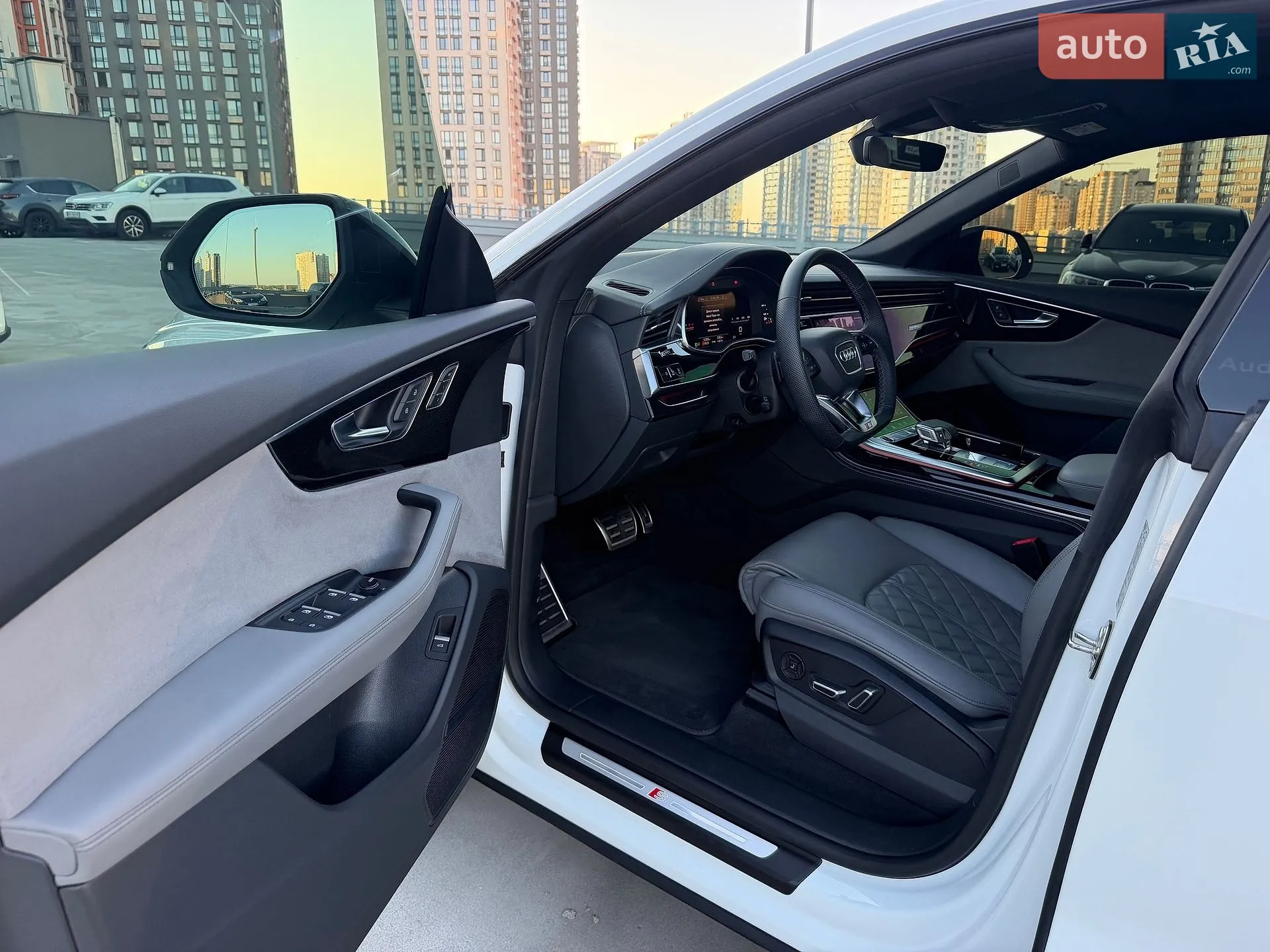 2025 Audi Q8 - мініатюра 47