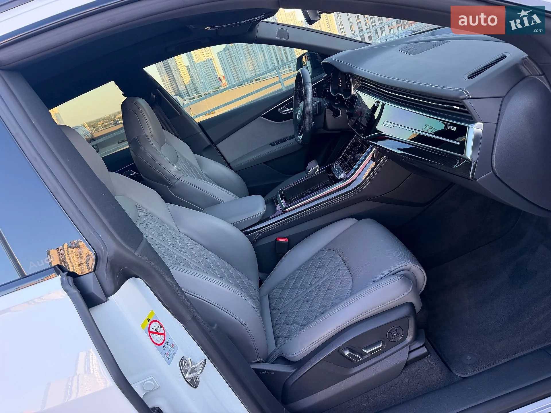 2025 Audi Q8 - мініатюра 50