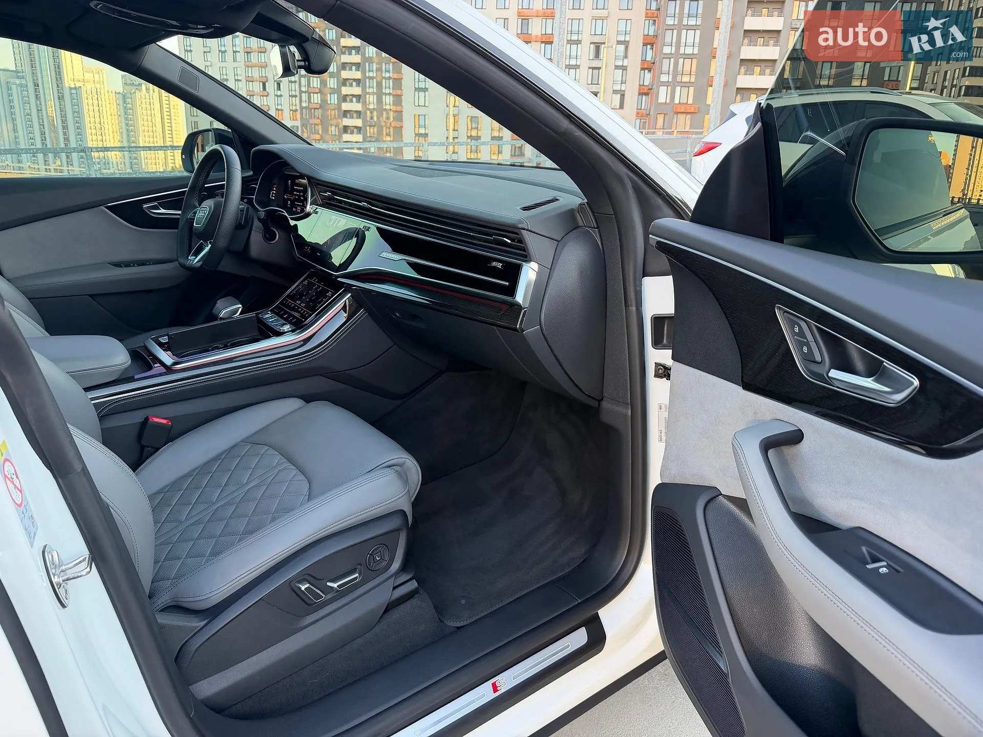 2025 Audi Q8 - мініатюра 54