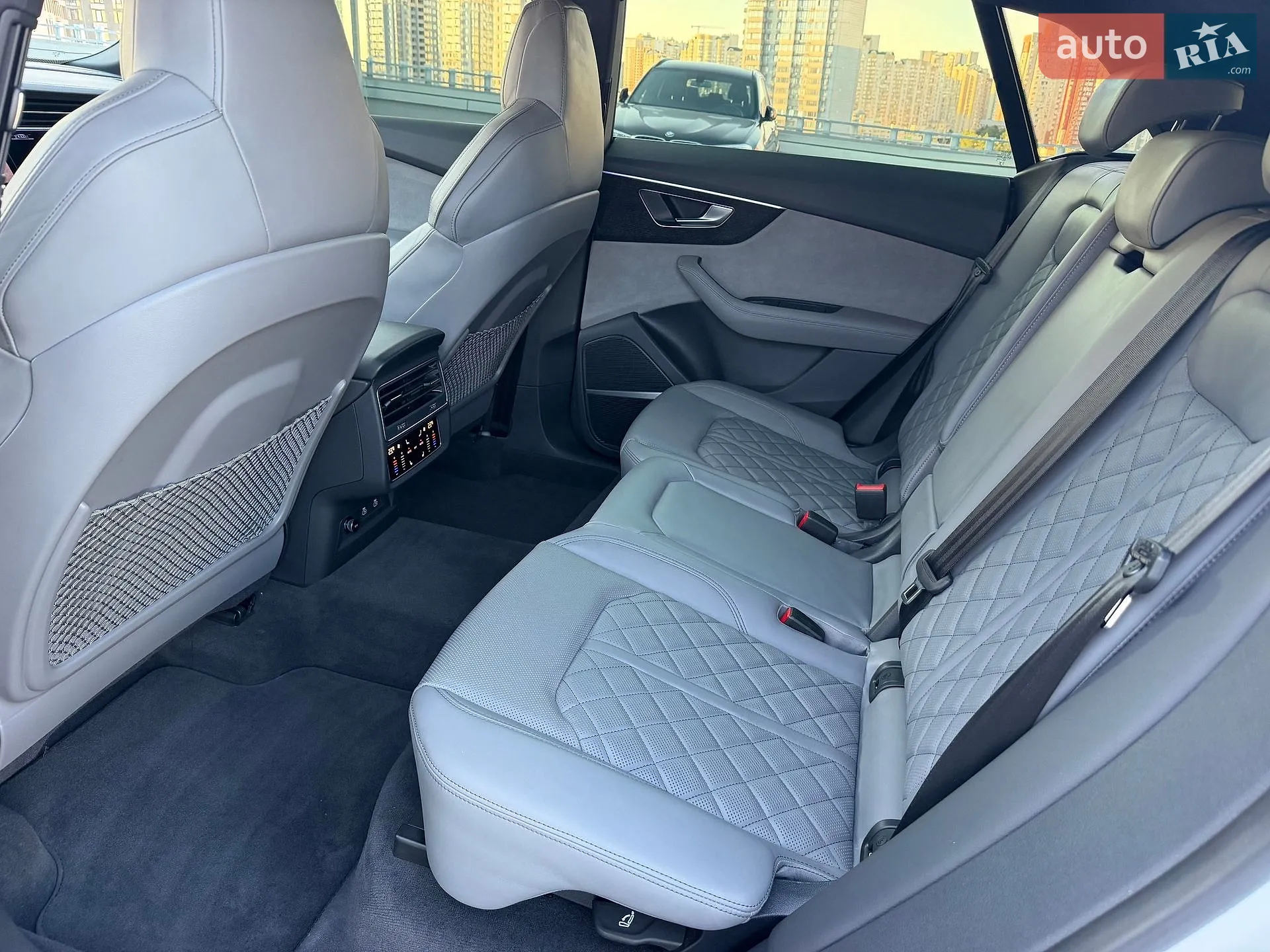 2025 Audi Q8 - мініатюра 64