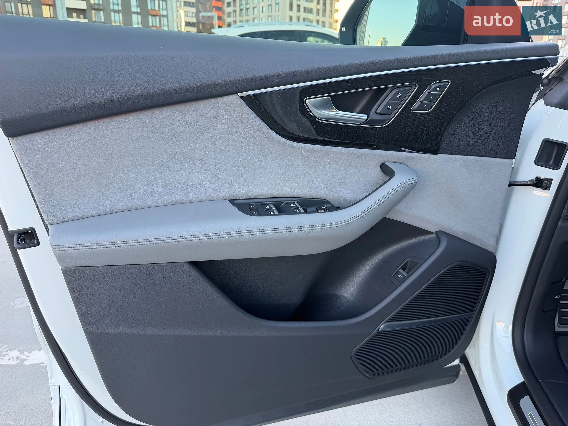2025 Audi Q8 - мініатюра 66
