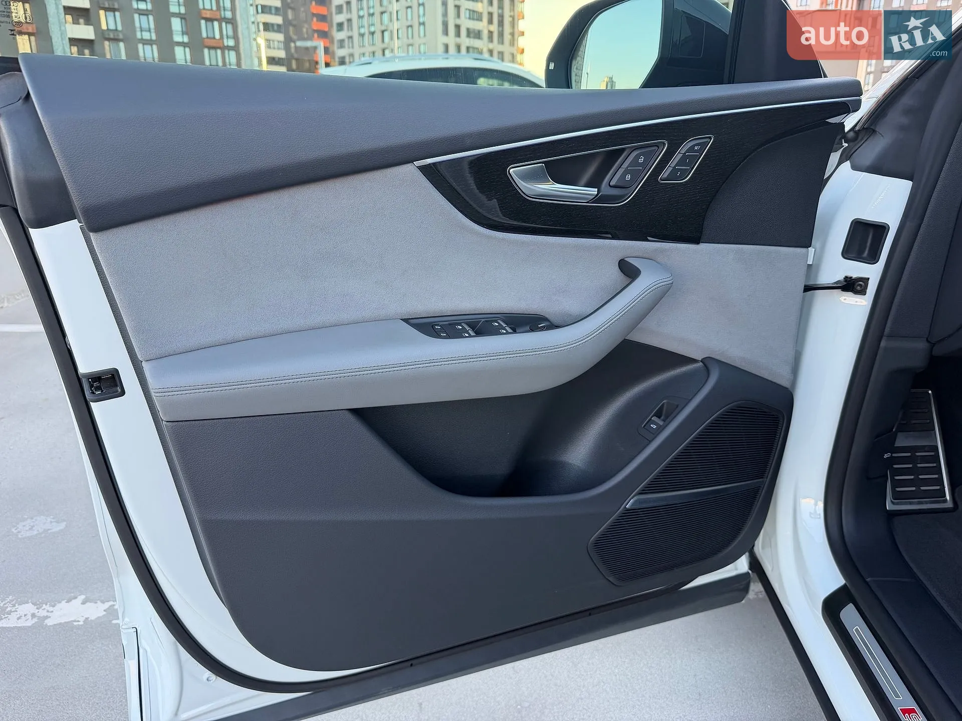 2025 Audi Q8 - мініатюра 71