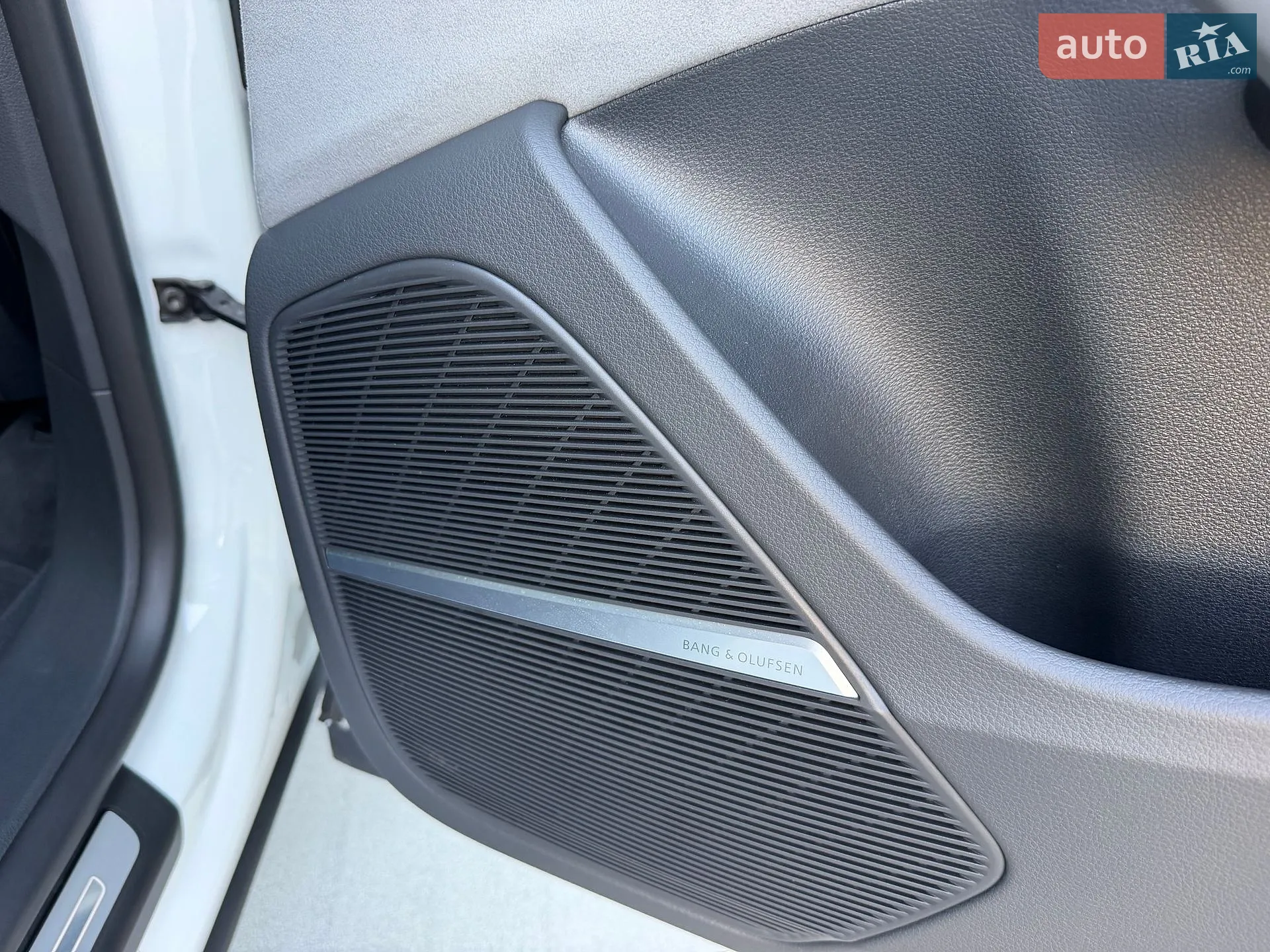 2025 Audi Q8 - мініатюра 78