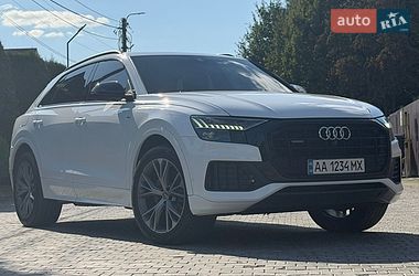 Внедорожник / Кроссовер Audi Q8 2020 в Ровно