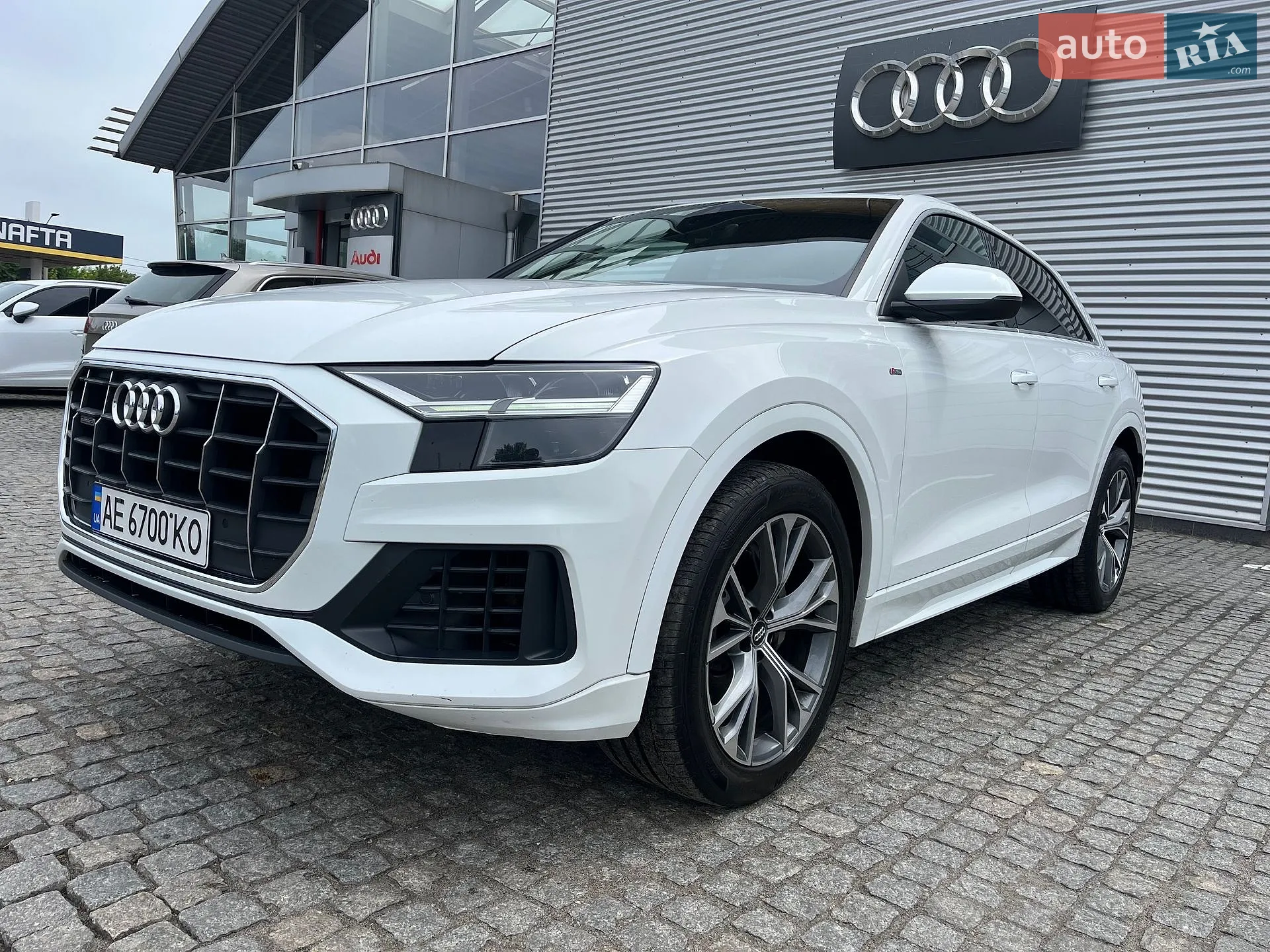 2019 Audi Q8 - мініатюра 3