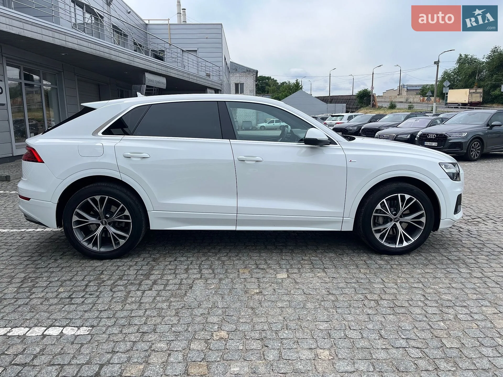 2019 Audi Q8 - мініатюра 12