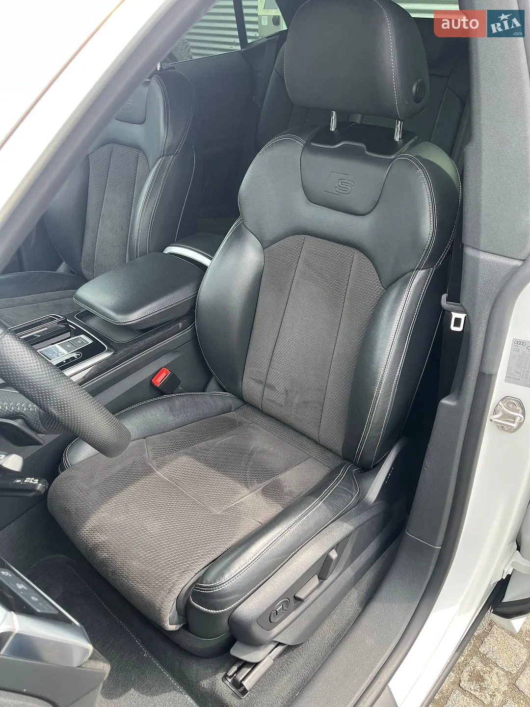 2019 Audi Q8 - мініатюра 44